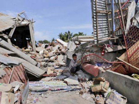Trận động đất khiến 91 người chết tại Indonesia